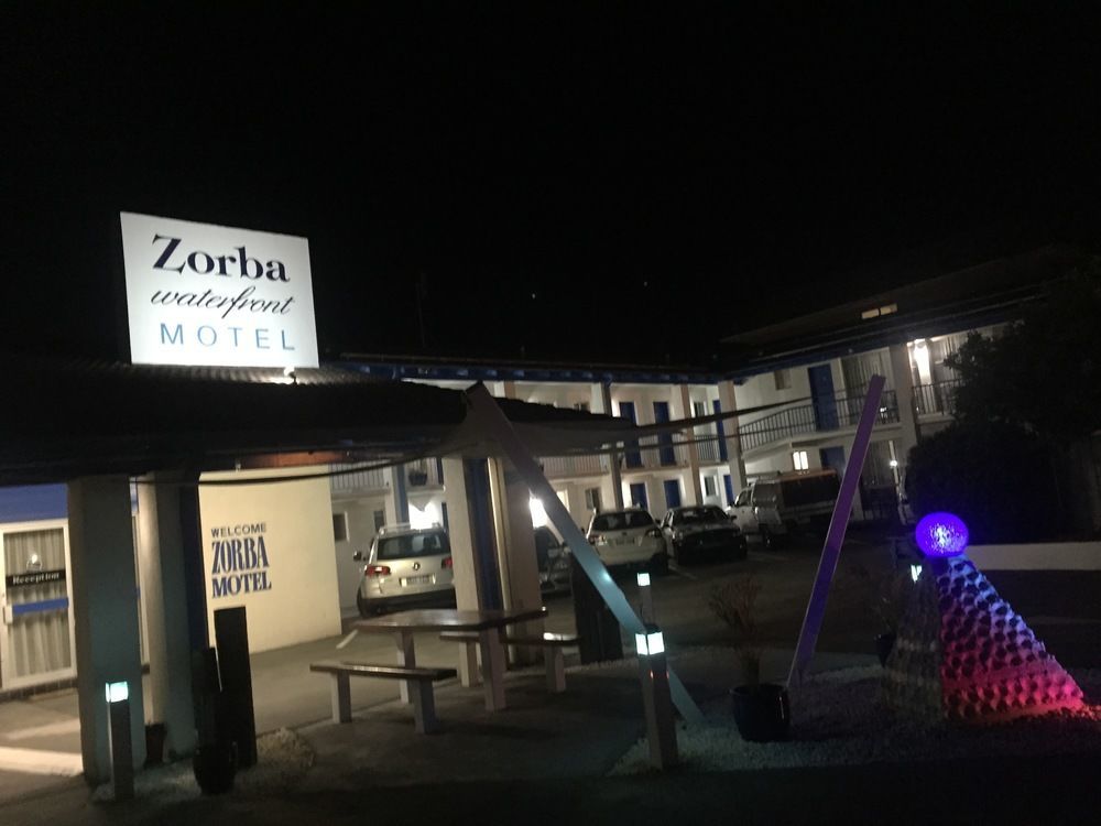 Zorba Waterfront Motel Batemans Bay Extérieur photo